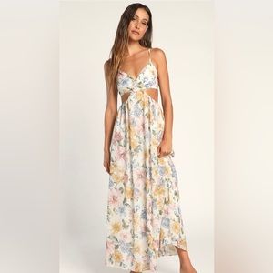 *NWT* Lulus Romance Blooms Ivory Floral Print Cutout Maxi Dress